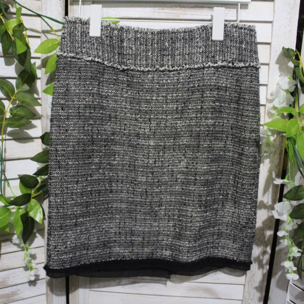 Ann Taylor Petite Short Woven Skirt (806)